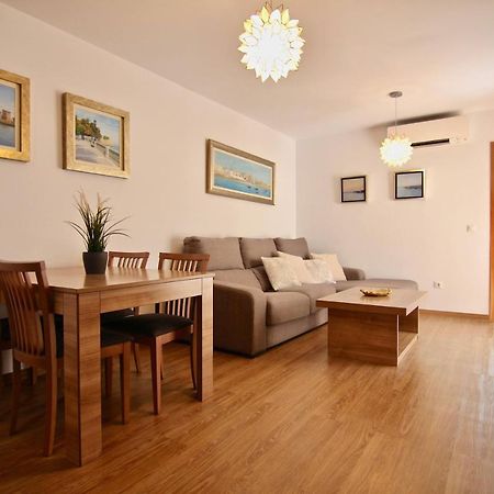 Apartamento Confortable Junto Al Mercado Cádiz Exteriör bild