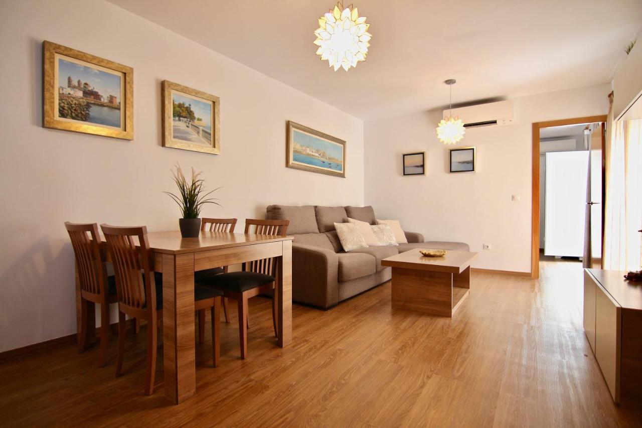 Apartamento Confortable Junto Al Mercado Cádiz Exteriör bild