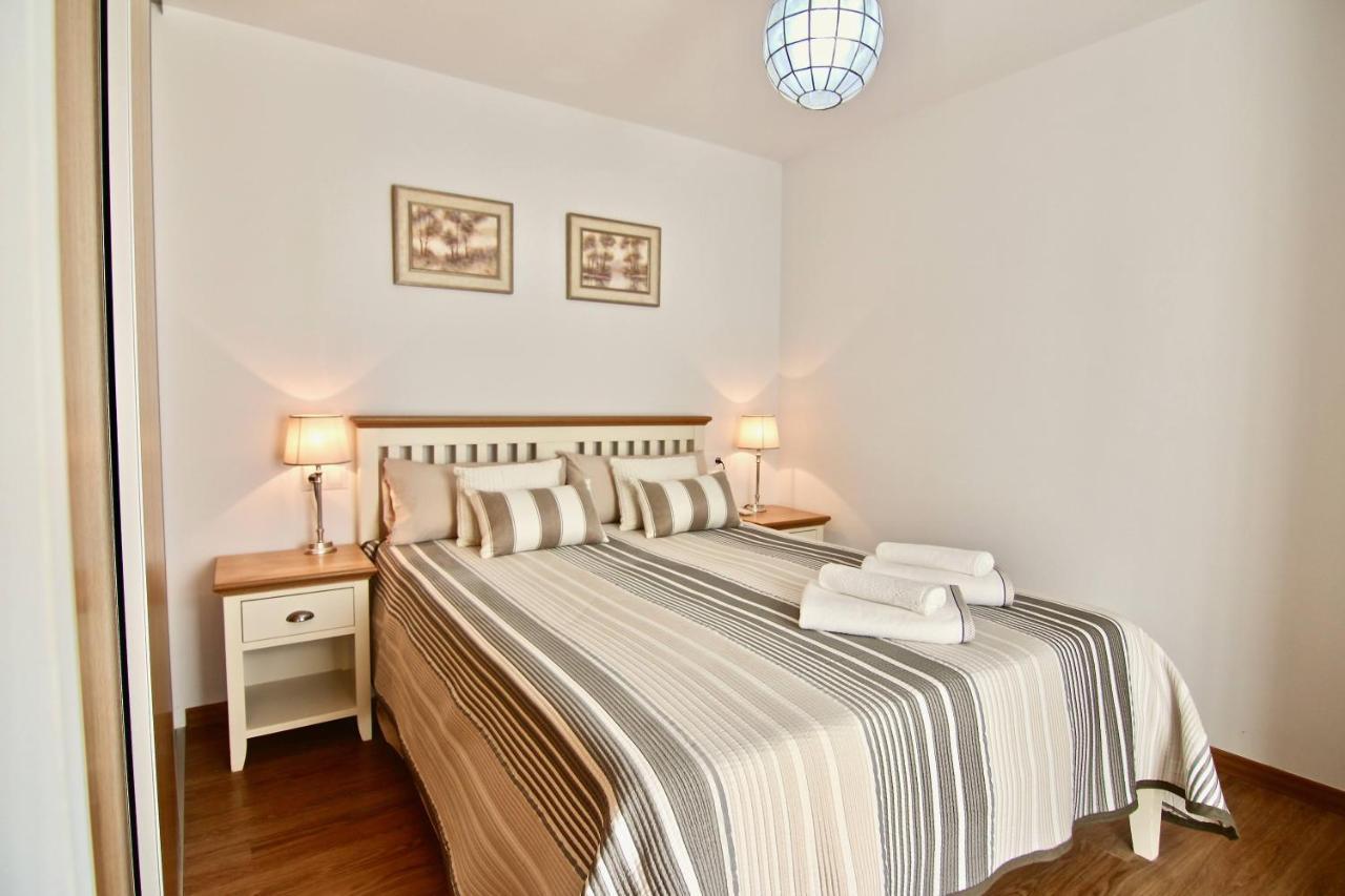 Apartamento Confortable Junto Al Mercado Cádiz Exteriör bild