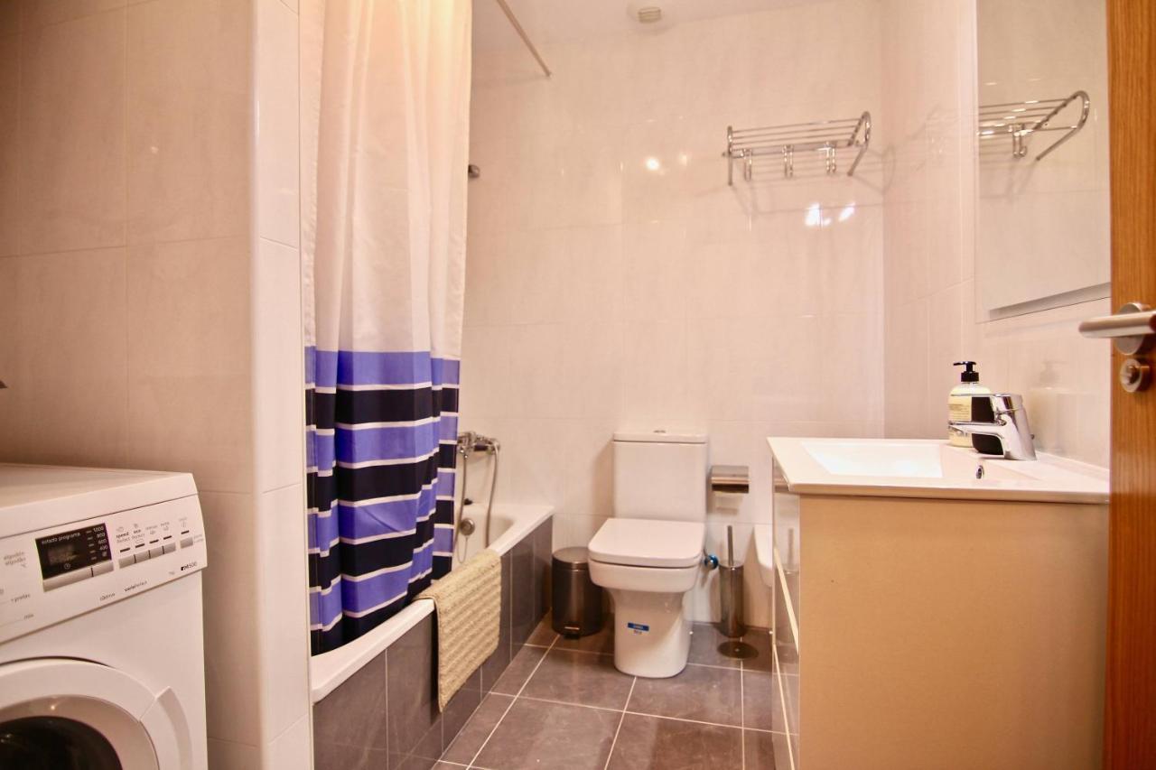Apartamento Confortable Junto Al Mercado Cádiz Exteriör bild