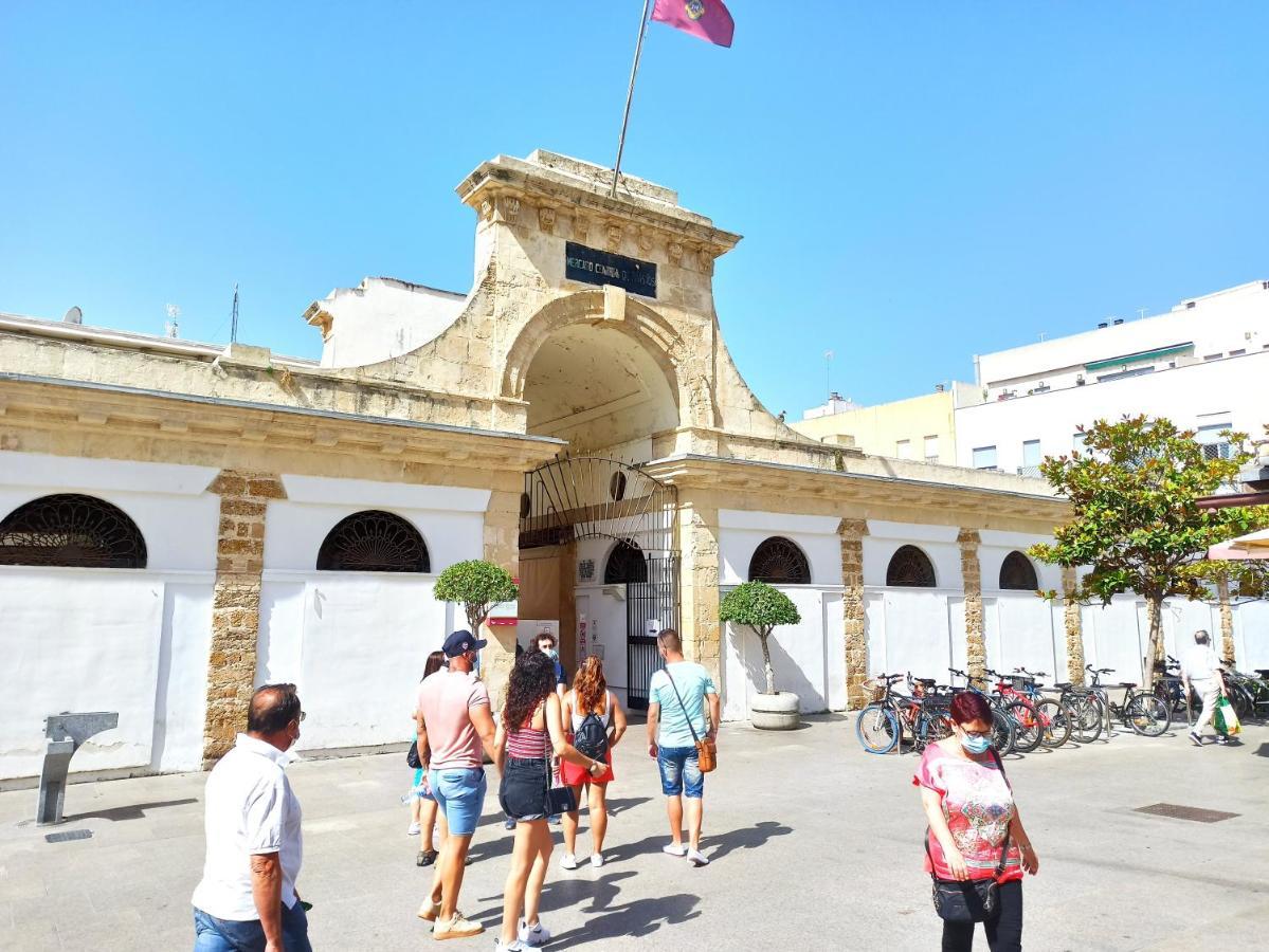Apartamento Confortable Junto Al Mercado Cádiz Exteriör bild