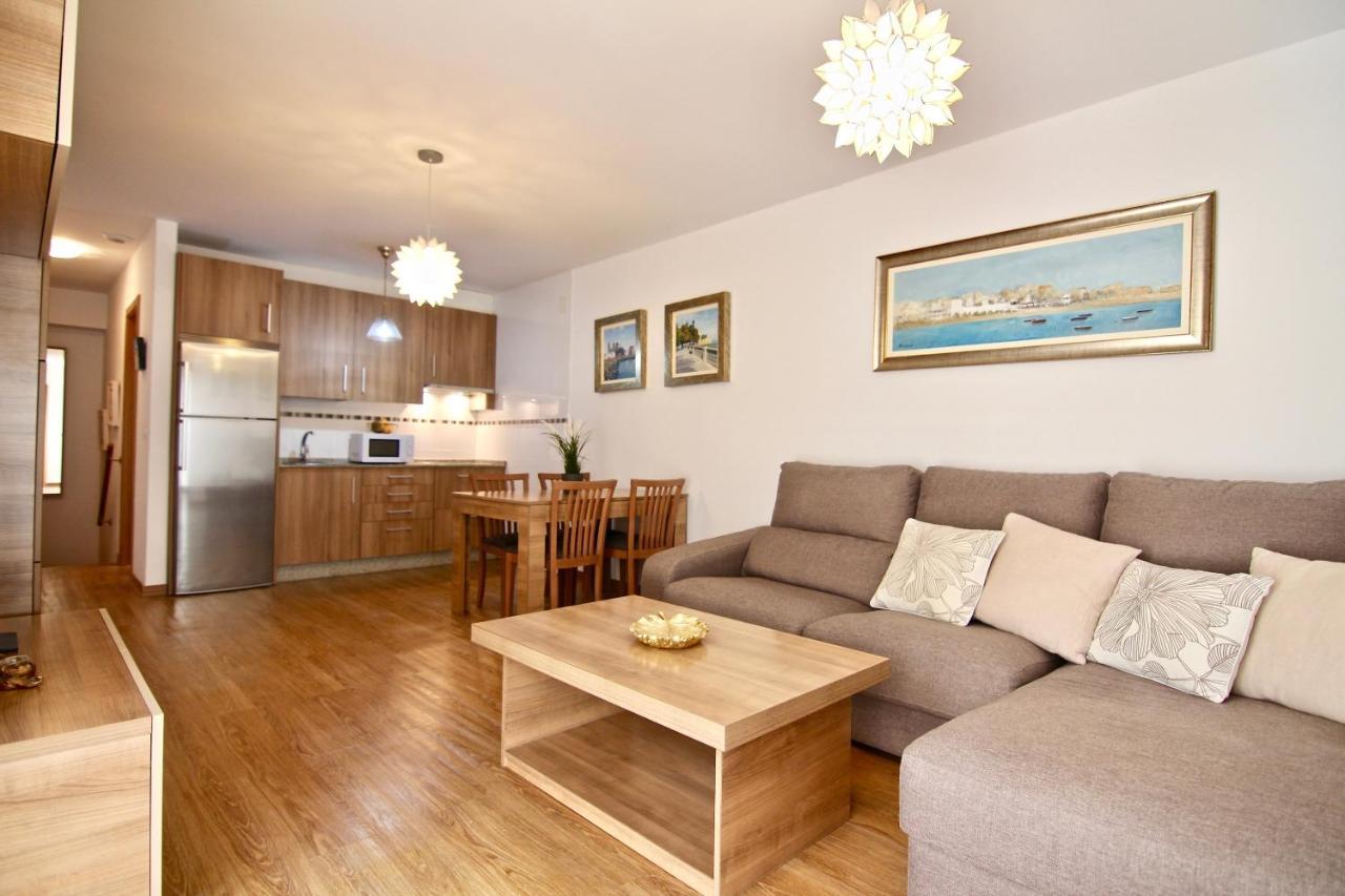 Apartamento Confortable Junto Al Mercado Cádiz Exteriör bild